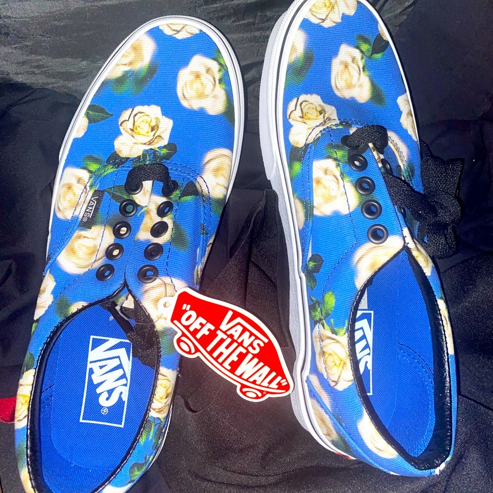 Vans women’s size 8 brand new